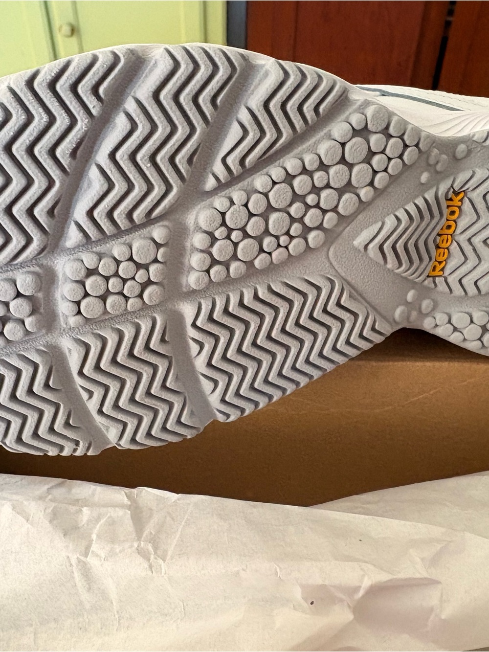 White Classic Reebok Sneaker - Picture 3 of 5
